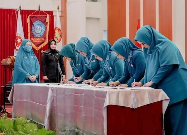 Ketua TP PKK Provinsi Sulsel Naoemi Octarina di Rujab Gubernur Sulsel (Dok: Int)