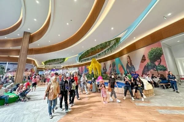 Late Nite Shopping Trans Studio Mall Makassar hadirkan diskon hingga 80 persen, iPhone 17, parkir gratis setahun, dan beragam hadiah spesial (Dok: Ist)