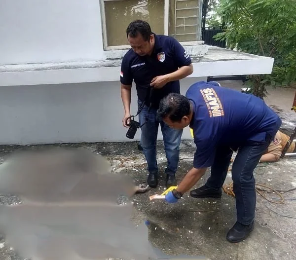 Seorang buruh tewas usai terjaruh saat bekerja (Dok: Ist).