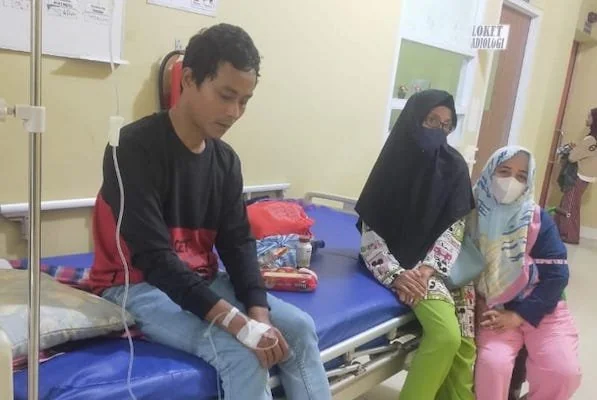 salah satu pasien bernama Andi Akbar sudah merasa nyaman memilih untuk berobat RSUP dr Tajuddin Chalid Makassar. Foto Muh Asrul KabarMakassar.com