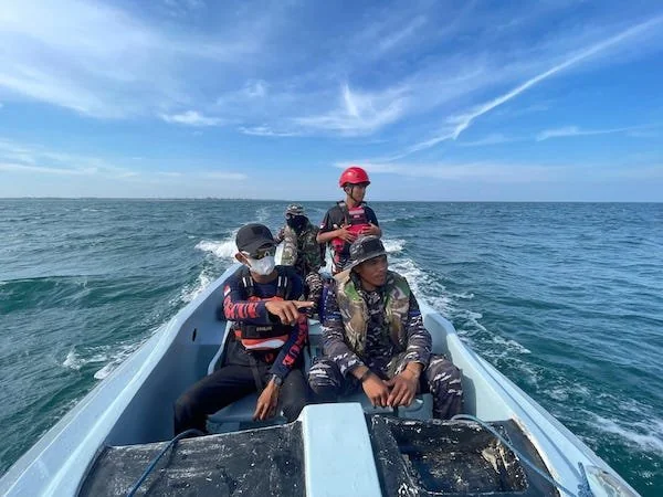 Tim SAR gabungan melakukan upaya pencarian selama sepuluh hari pasca KM Asia Mulia GT 418 tenggelam pada Kamis 19 Juni 2025 lalu.