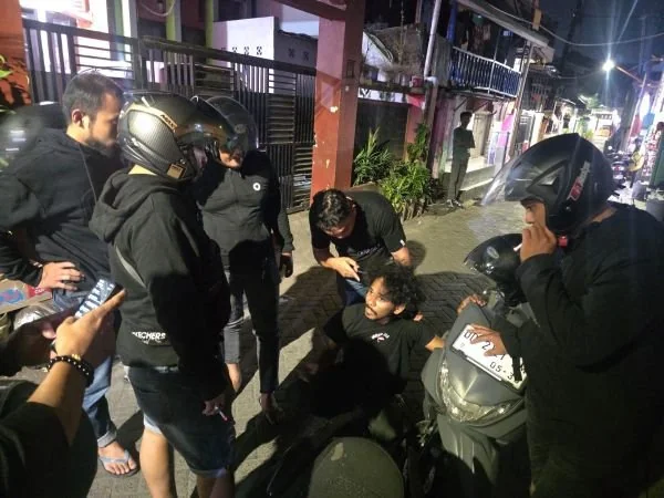 Pelaku saat berhasil diamankan oleh pihak kepolisian (Dok: Ist).