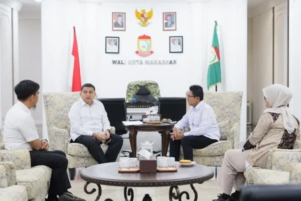 KLH saat Bertemu Wali Kota Makassar Munafri Arifuddin, (Dok: Ist).