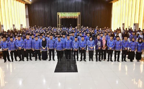 Pj Gubernur Sulsel, Prof Zudan Arif Fakrulloh bersama jajaran ASN lingkup Pemprov Sulsel (Dok: Ist)