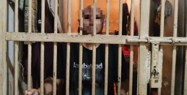 Tersangka Kades Limbong Kalumpang berada di rutan Polresta Mamuju, (Dok : ist).