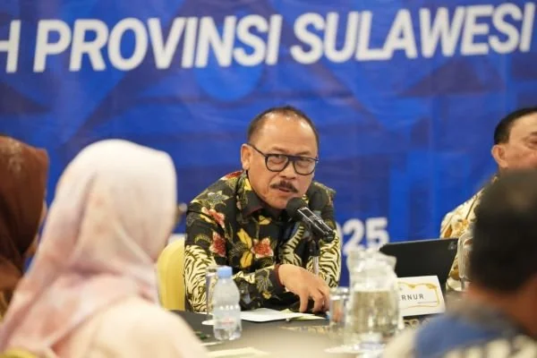 Gubernur Sulbar, Suhardi Duka (Dok : Ist).