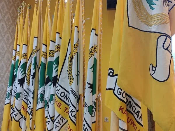 Bendera Golkar (Dok: Sinta KabarMakassar).