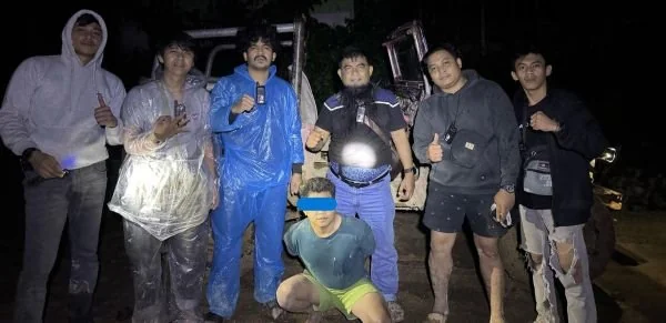 Pelaku saat berhasil di ringkus oleh personel Polresta Mamuju (Dok : Ist).