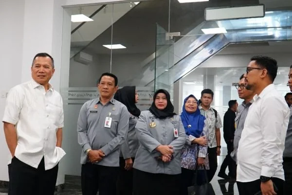 Dirjen PP saat mengunjungi Kanwil Kemenkum Sulsel (Dok : Ist).