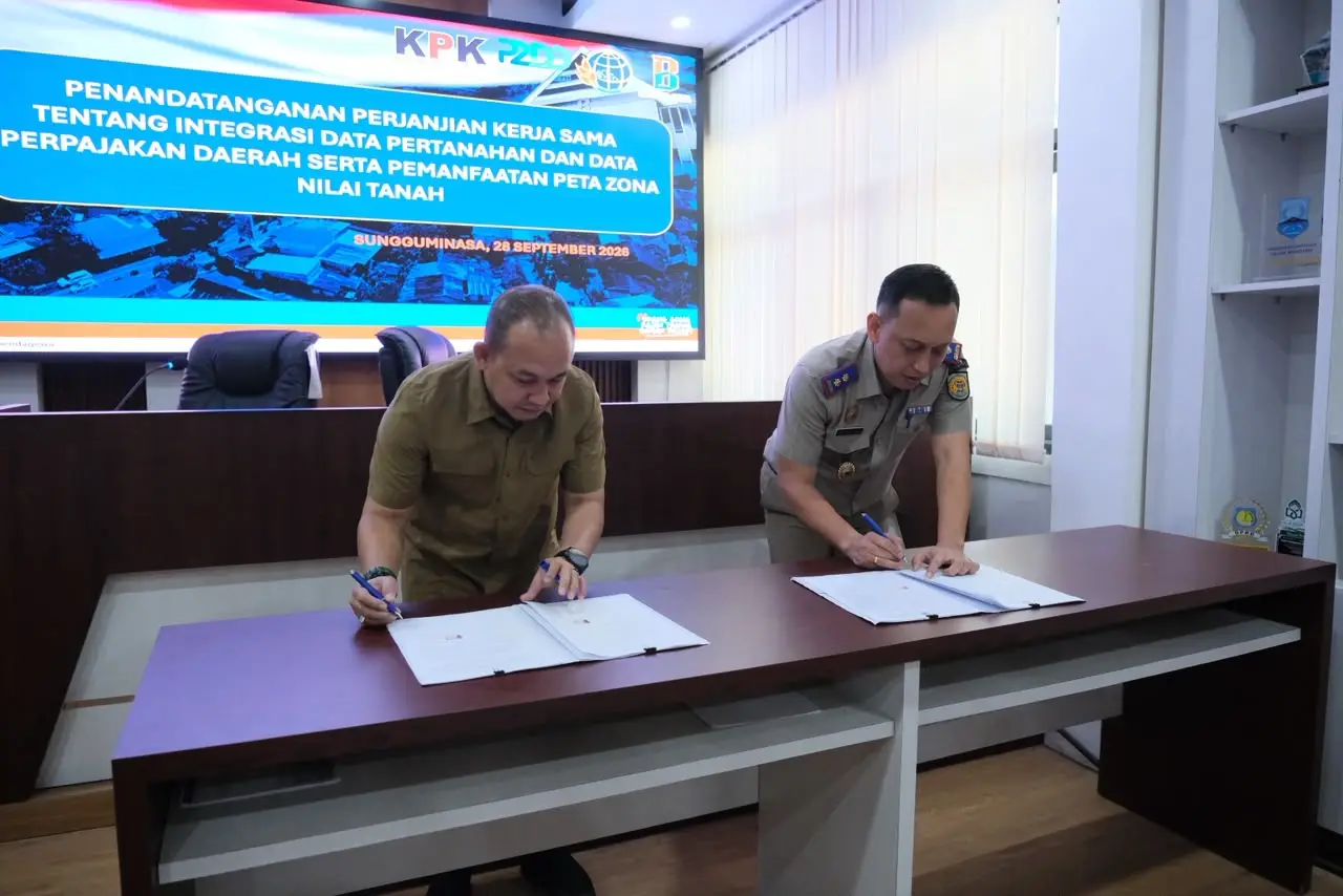 Penandatanganan Perjanjian Kerjasama Tentang Integrasi Data Pertanahan dan Data Perpajakan Daerah Serta Pemanfaatan Peta Zona Nilai Tanah (Dok: Ist)