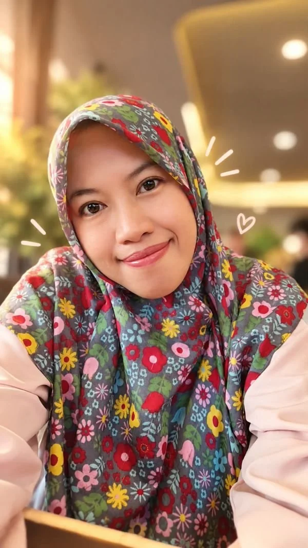Suci Ayu Kurniah P - Dosen, Pengkaji Linguistik dan Penulis (Dok: Ist)