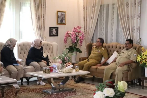 PT Pupuk Indonesia saat menggelar Pertemuan dengan Pemprov Sulbar.