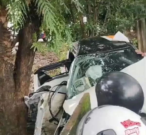 Penampakan Kecelakaan di Tol Reformasi Kota Makassar (Dok: Ist).