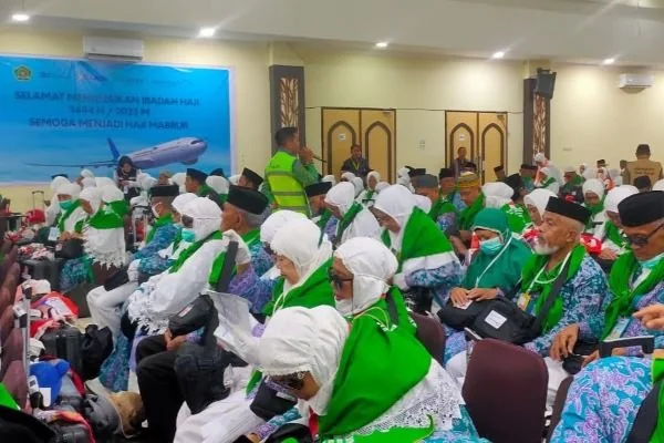 Jemaah haji Embarkasi Makassar (Dok : Dini KabarMakassar).