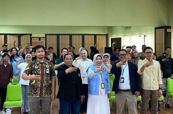 Talkshow literasi keuangan bertajuk “Financial Literacy on the Way: Mandiri Finansial Dimulai Hari ini” di Fakultas Ekonomi dan Bisnis Universitas Hasanuddin (Dok: Nofi KabarMakassar)