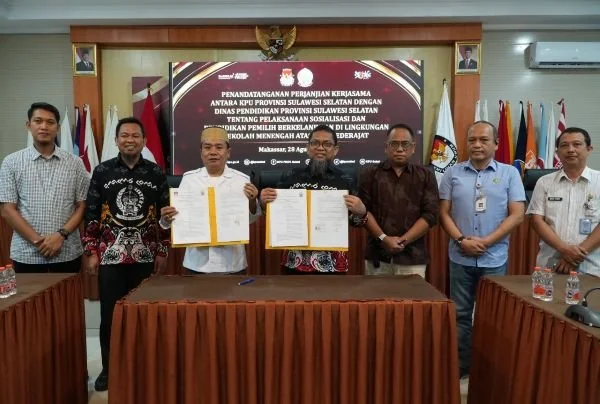 KPU Sulsel dan Dinas Pendidikan Sulsel Teken MoU Pemilihan Osisi Serentak (Dok: Ist).