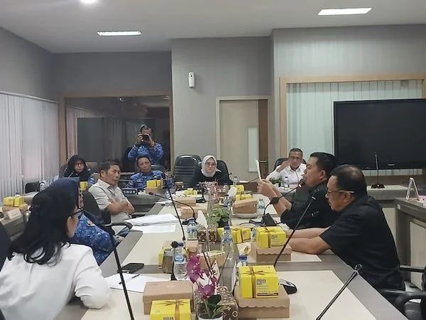 RDP Komisi B DPRD Sulsel Terkait Ketidakpatuhan Sejumlah Pabrik Kelapa Sawit, (Dok: Ist).