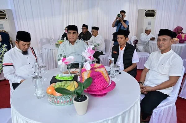 Suasana buka puasa bersama Forum Koordinasi Pimpinan Daerah (Forkopimda) (Dok: KabarMakassar).