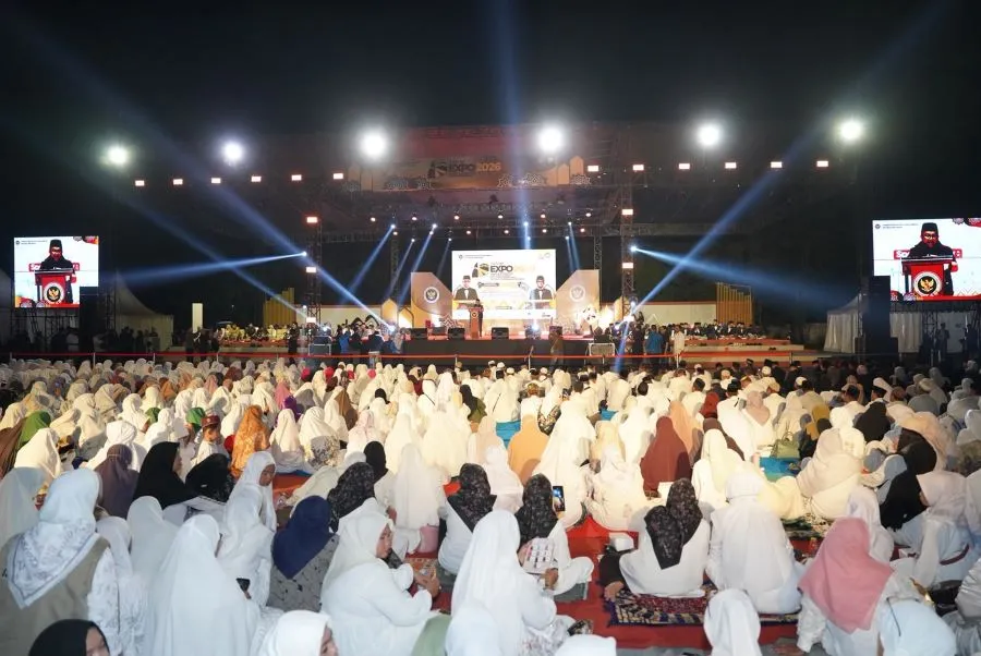 Plt Bupati Gowa Darmawangsyah Muin menghadiri pembukaan Sulsel Expo UMKM dan Ekosistem Haji dan Umrah 2026 di Taman Sultan Hasanuddin, Kabupaten Gowa (Dok: Ist)
