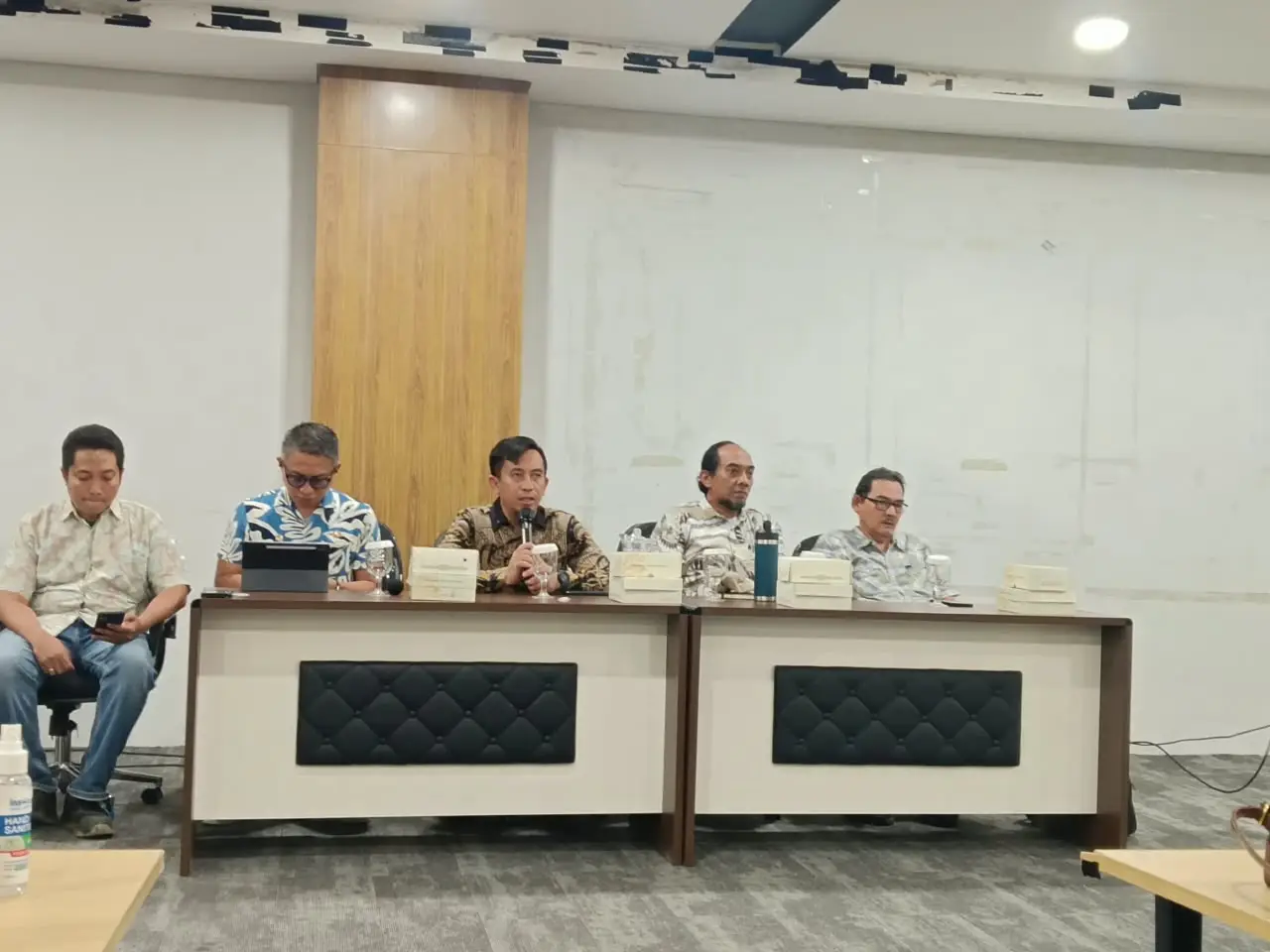 Konferensi pers Revitalisasi Pedestrian Jalan Kajaolalido-Thamrin (Dok: Sinta KabaMakassar)