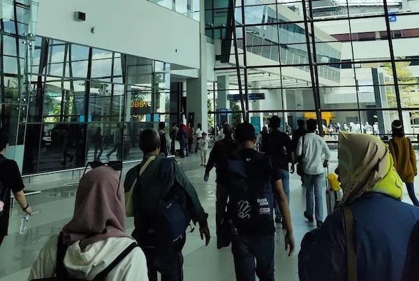 suasana bandara (dok Hanifah kabarMakassar)