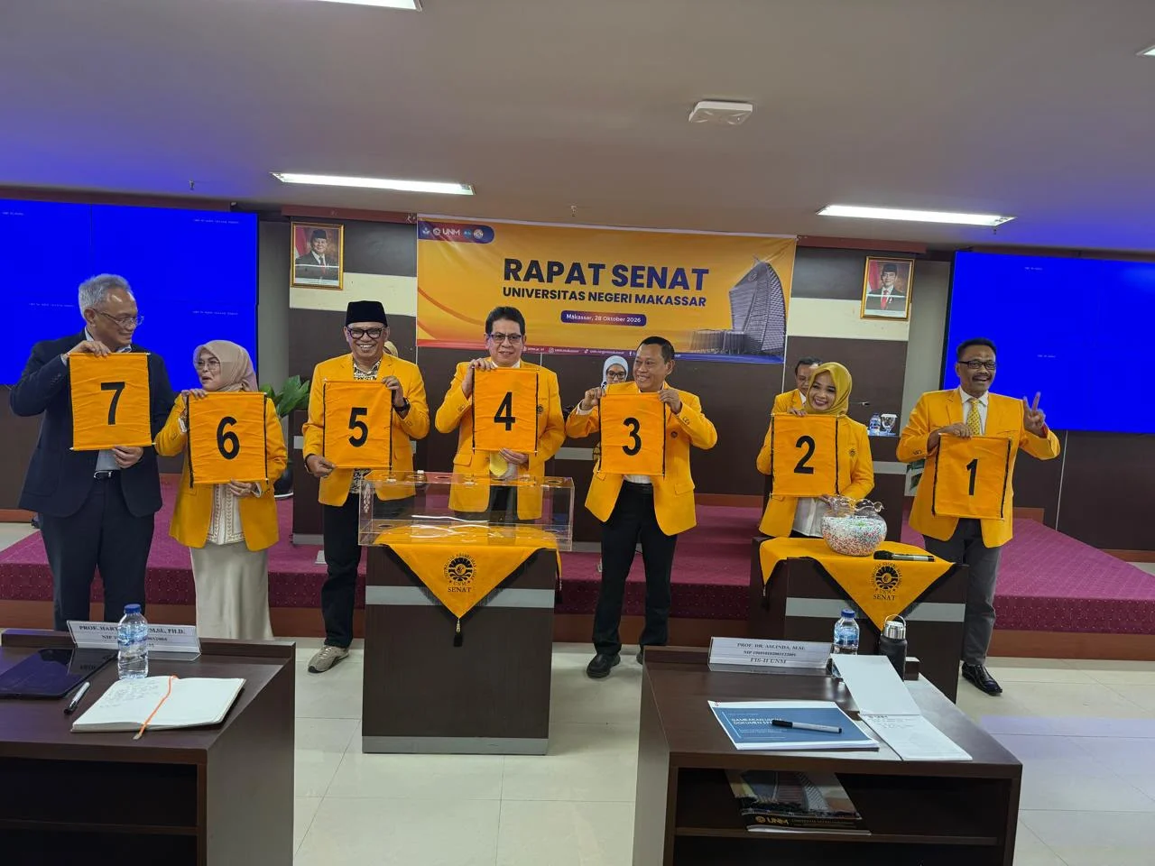Pengambilan Nomor di Pilrek UNM (Dok: Ist).