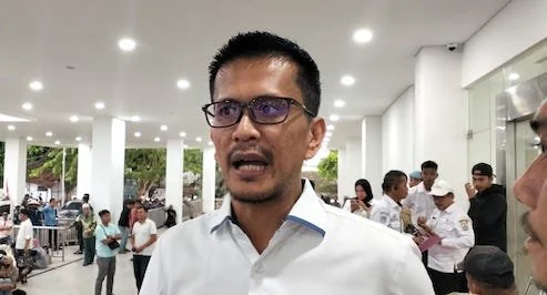 Anggota DPRD Sulbar Munandar Wijaya saat diwawancarai wartawan (dok:Aldy)