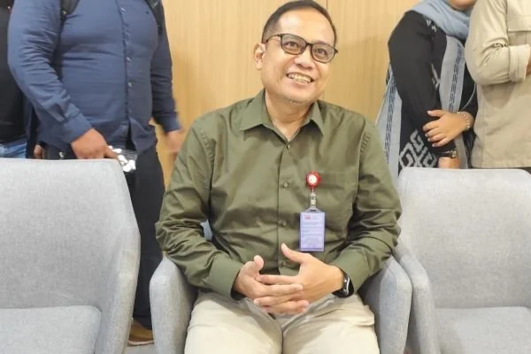Kepala Kantor OJK Sulselbar, Moch Muchlasin (Dok : Hanifah KabarMakassar).