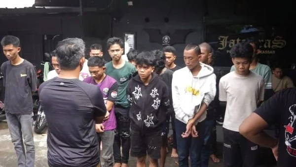 Anggota geng motor asal Gowa yang diamankan Polrestabes Makassar (Dok: Ist).