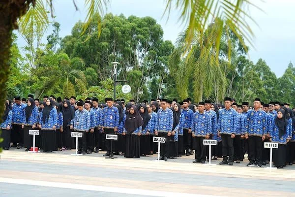 ASN Pemkab Luwu Timur mengikuti apel HKN (dok. Ist)