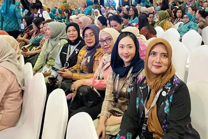Ketua TP PKK sekaligus Ketua Dekranasda Bantaeng, Gunya Paramasukhaputri, menghadiri rapat penguatan tata kelola lembaga di Bali (Dok: Ist)
