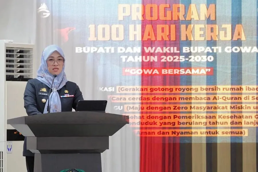 Bupati Gowa, Sitti Husniah Talenrang saat menyampaikan dan menyerahkan Laporkan Keterangan Pertanggungjawaban (LKPJ) Bupati Gowa Tahun 2024 di Ruang Rapat Paripurna DPRD Kabupaten Gowa (Dok: Ist)