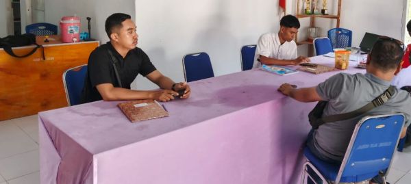 Polisi Datangi Kantor dan Rumah Kades DPO di Mamuju, Tersangka Tidak Ditemukan