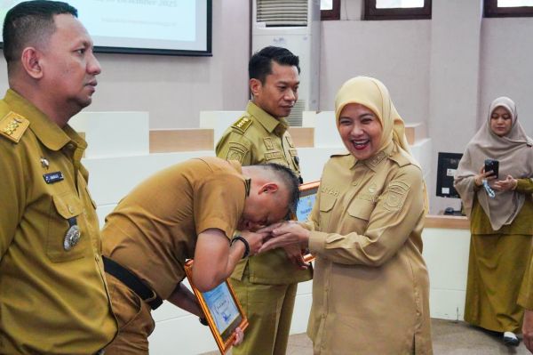 Kecamatan Ujung Tanah Sabet Penghargaan Penurunan Stunting