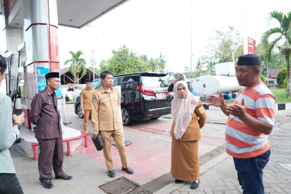 Sidak SPBU, Bupati Sinjai: Stok BBM Aman, Warga Jangan Panik!