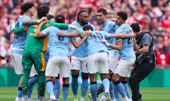 Tekuk Arsenal 2-0, Manchester City Juara Piala Liga Inggris