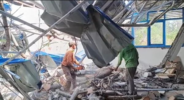 Angin Kencang Hancurkan Sekolah, Dua Kelas SMP 2 Turatea Jeneponto Rusak Parah