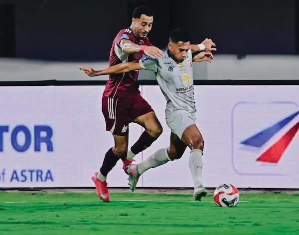 PSM Makassar Tahan Imbang Madura United, Gol Telat Selamatkan Juku Eja