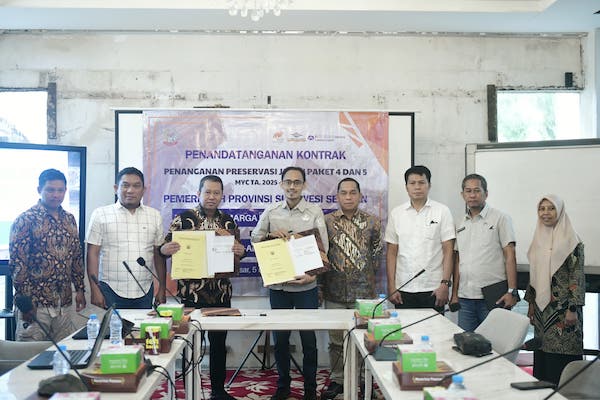 Pemprov Sulsel Teken Kontrak Rp1,43 Triliun untuk Perbaikan 805 Km Jalan Provinsi