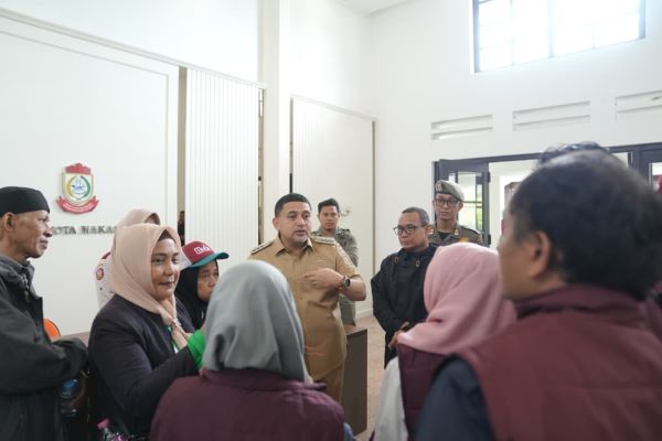 Warga Datangi Balai Kota, Appi Pastikan Tidak Ada Intervensi dalam Pemilihan RT