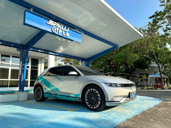 Kendaraan Listrik Kian Diminati, PLN UID Sulselrabar Siap Layani dengan SPKLU dan HCS