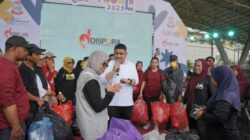 Appi Edukasi Warga Pungut Sampah Lewat Makassar Funwalk 2025