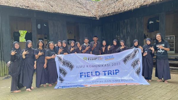 Mahasiswa Ilmu Komunikasi UIM Jelajahi Kearifan Lokal Bulukumba Lewat Fotografi