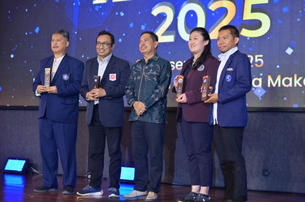 ITB Nobel Indonesia Borong Tiga Penghargaan dalam LLDIKTI IX Award