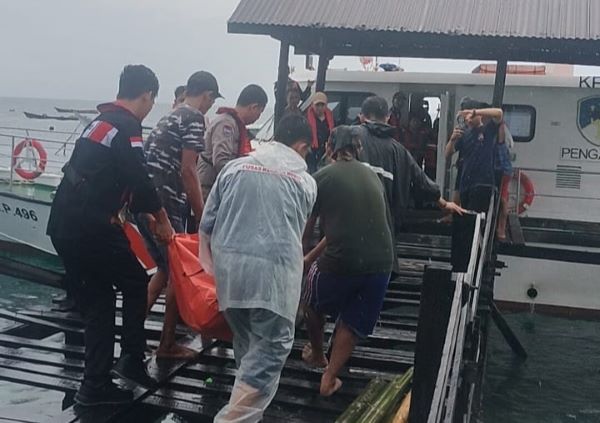 Kapal Pengangkut Tim Kemanusiaan Tenggelam di Pangkep, Tiga Korban Tewas