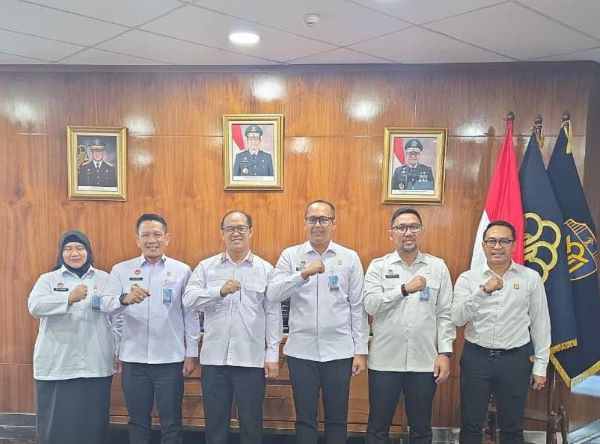 Kakanwil Kemenkum Sulsel Bahas Peningkatan Layanan AHU Bersama Dirjen