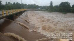 Hujan Tingkatkan Debit Lekopancing, BPBD Makassar Catat Limpasan 140 Cm