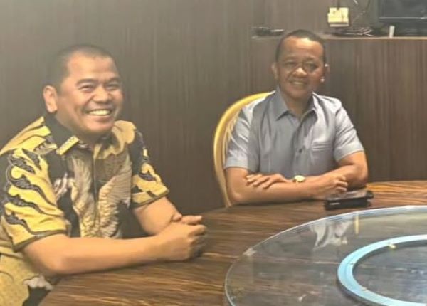 Foto Akrab dengan Bahlil, Rahman Pina Masuk Radar Kandidat Alternatif Golkar Sulsel