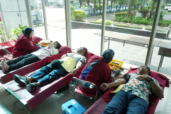 Wujud Kepedulian Sosial, Pelindo Group Makassar Gelar Donor Darah