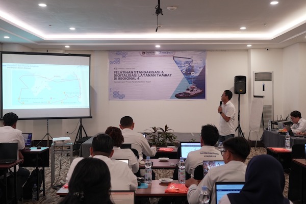 Pelindo Regional 4 Gelar Pelatihan Standardisasi dan Digital Layanan Tambat
